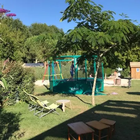 Campingplatz Mobil-home Avec Terrasse Pour 4 Personnes - Api-1-52-213 Vendays-Montalivet