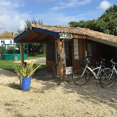 Mobil-home Avec Terrasse Pour 4 Personnes - Api-1-52-213